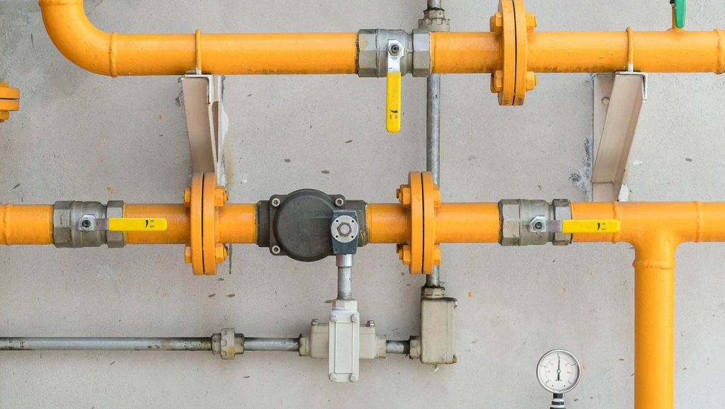 تمديد مواسير الغاز